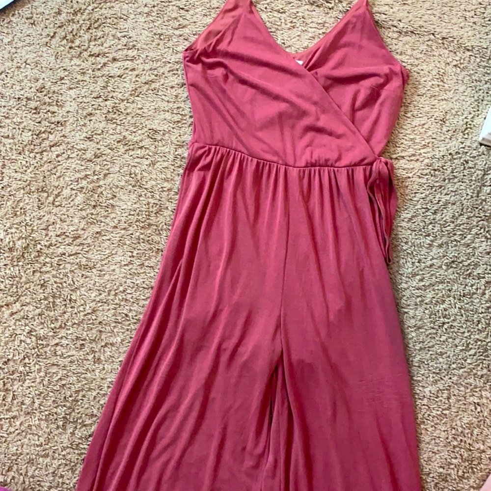 Such an adorable jumpsuit. Worn once.